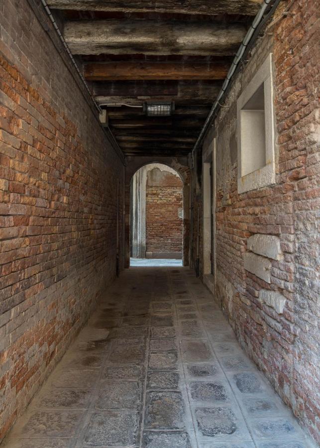 Corte Del Tintor Apartments Venesia Bagian luar foto